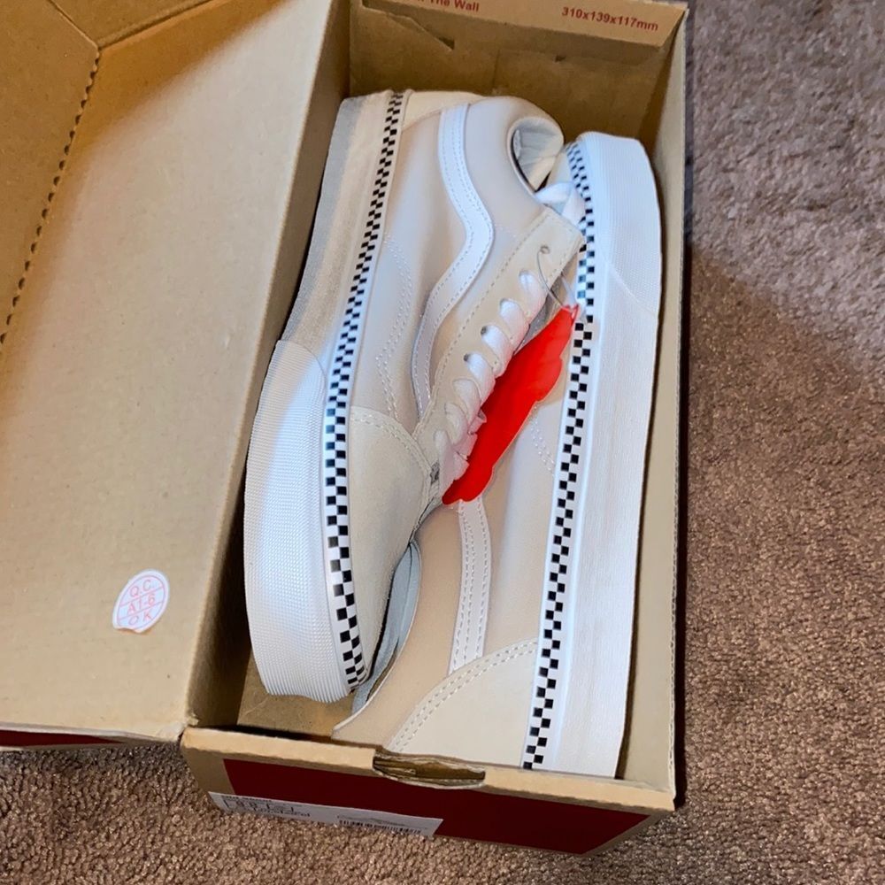 Brand new vans old skool